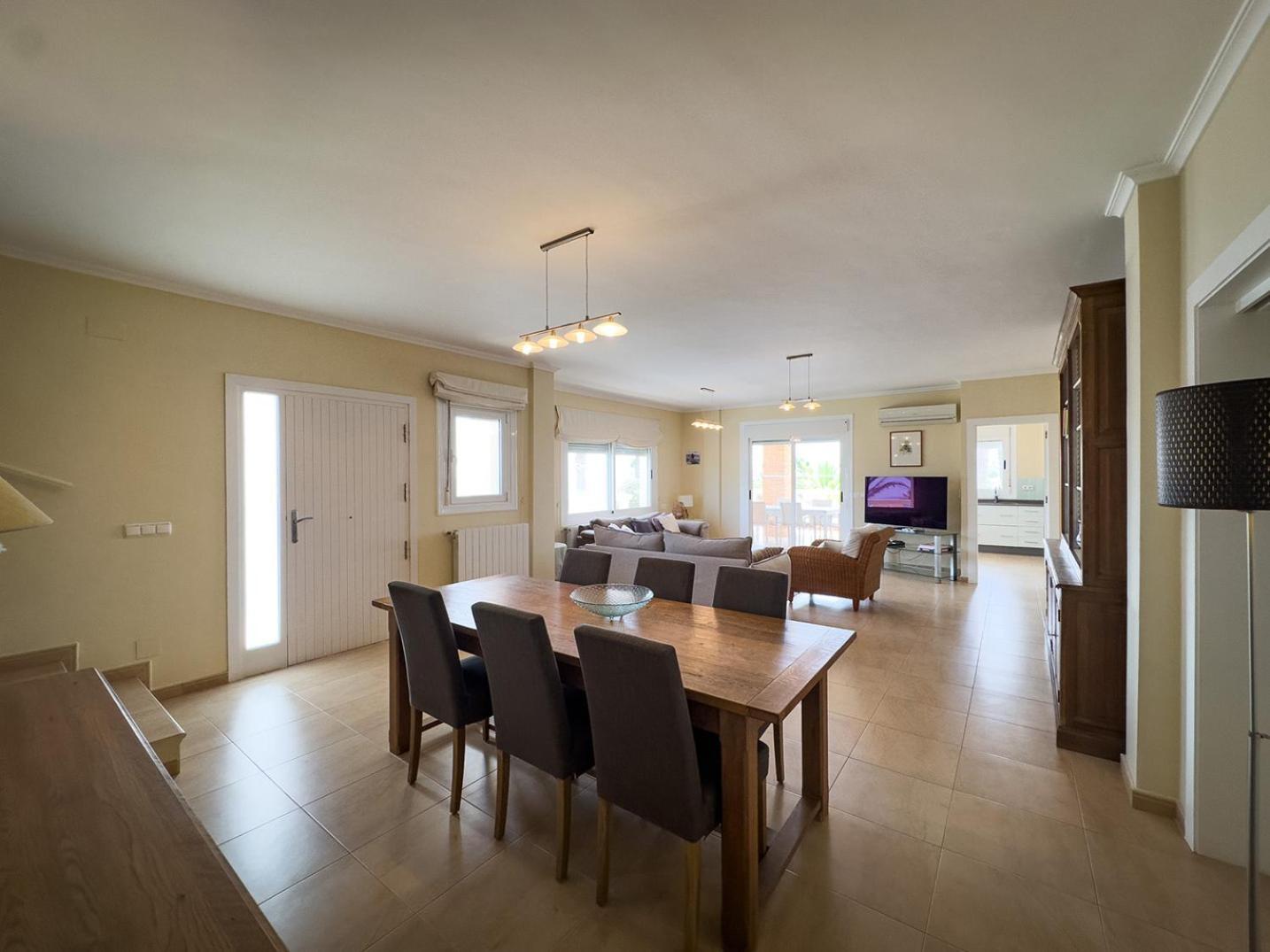 אוריהואלה Frontline Beach Villa Playa Flamenca מראה חיצוני תמונה